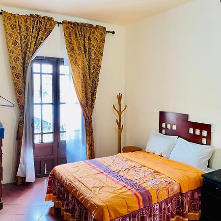Hostal Santuario De Las Libelulas Guadalajara Exterior foto