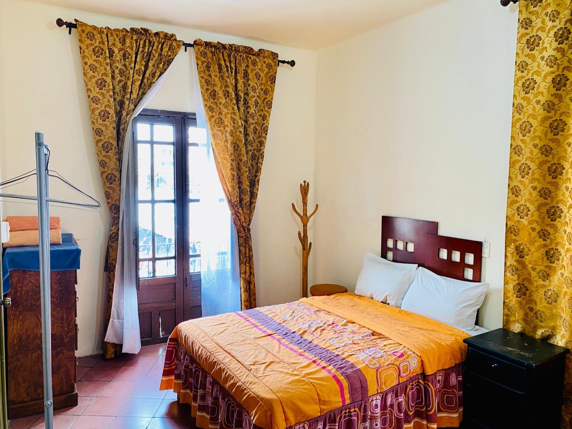 Hostal Santuario De Las Libelulas Guadalajara Exterior foto